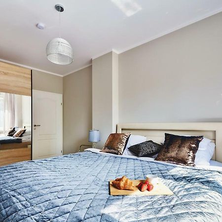 Ursynow P&O Apartments ワルシャワ エクステリア 写真