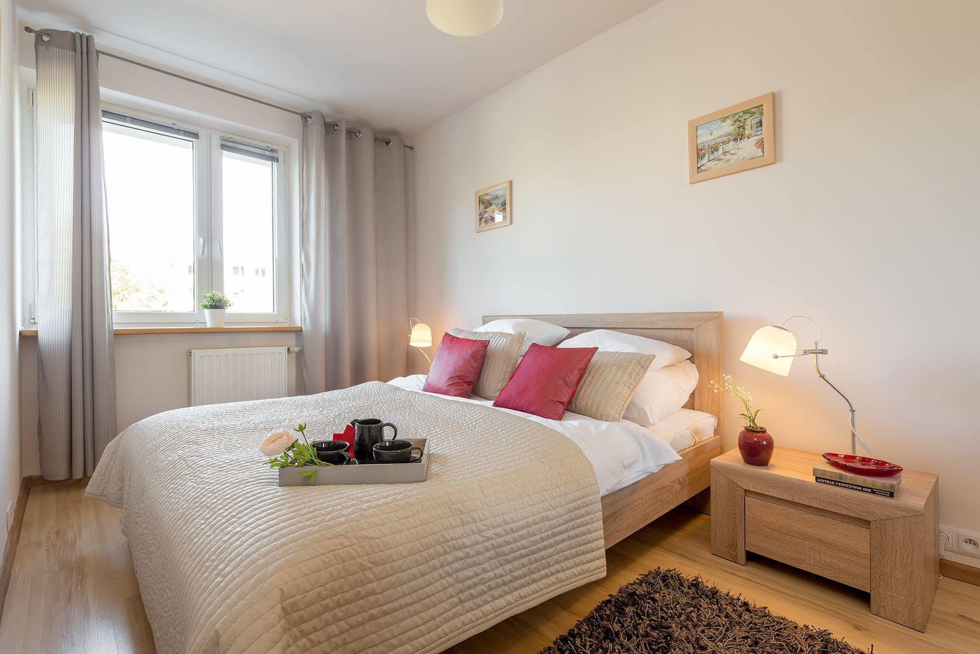 Ursynow P&O Apartments ワルシャワ エクステリア 写真