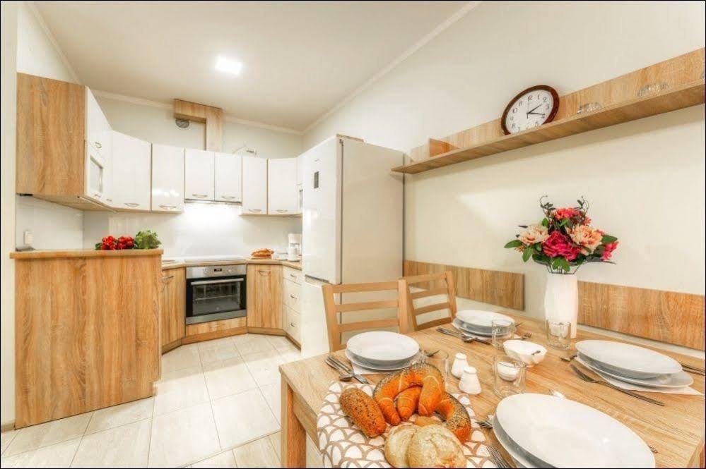 Ursynow P&O Apartments ワルシャワ エクステリア 写真